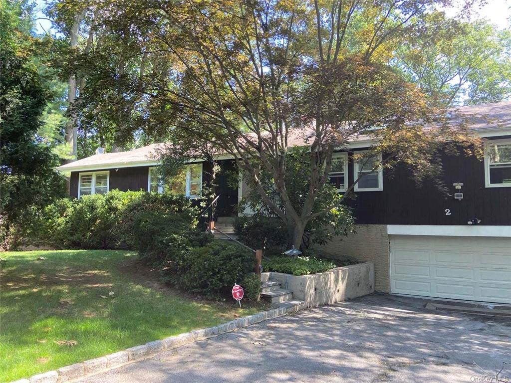 Rental Property at 2 Livingston Road, Scarsdale, New York - Bedrooms: 5 
Bathrooms: 3 
Rooms: 10  - $6,500 MO.