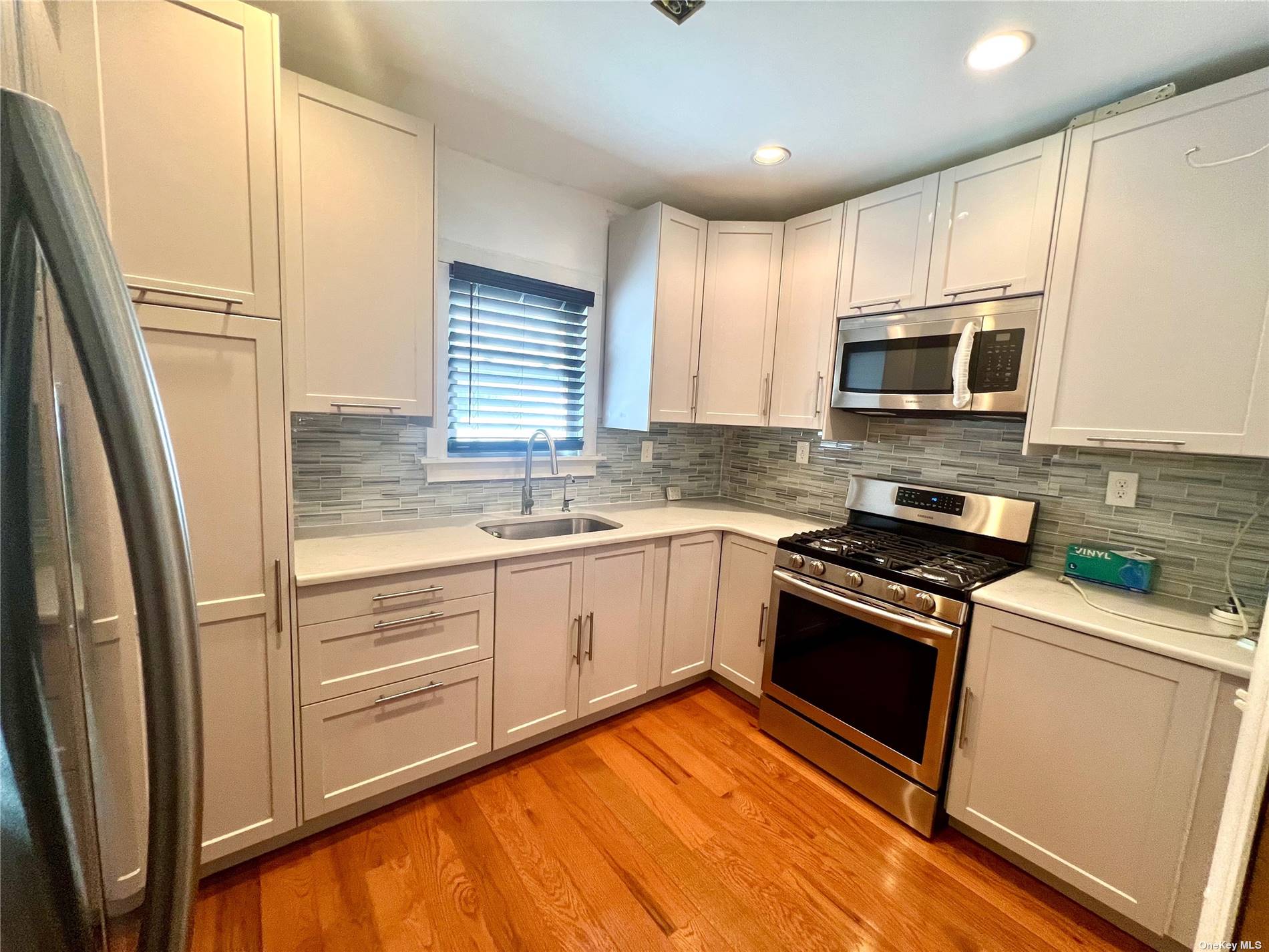 9120 218th Place, Queens Village, Queens, NY - 3 Bedrooms  
2 Bathrooms  
9 Rooms - 