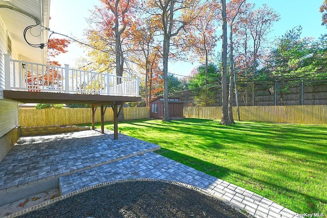 30 Deepdale Drive, Commack, New York image 25