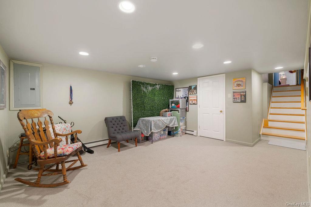 61 Peter Bush Drive, Monroe, New York image 33