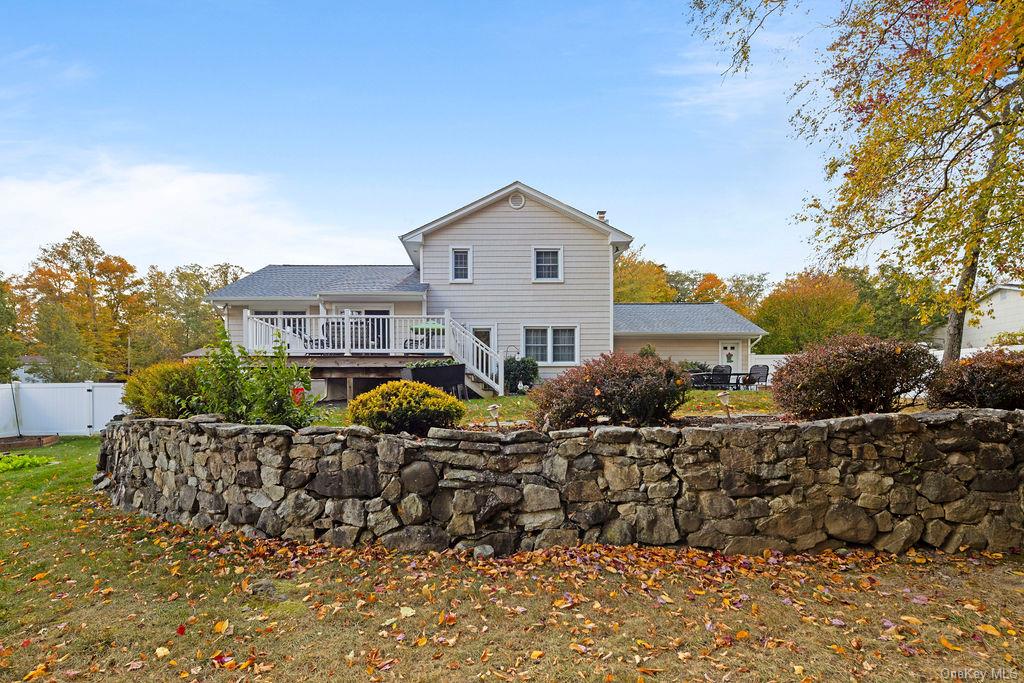 61 Peter Bush Drive, Monroe, New York image 4