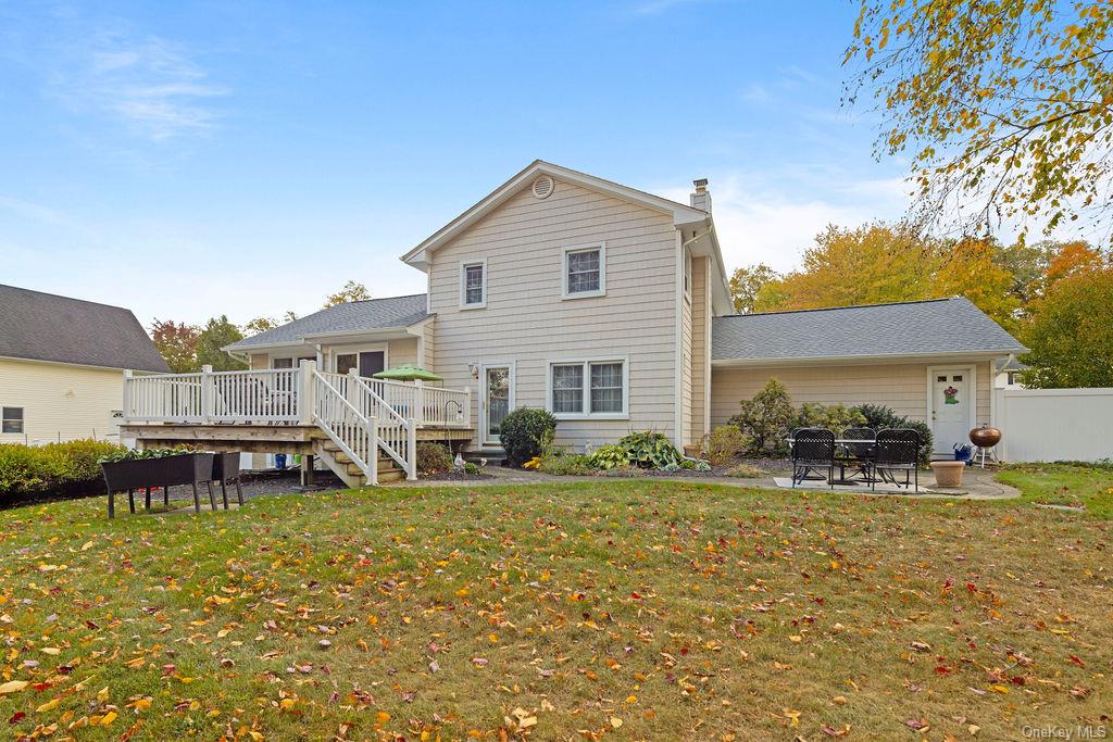 61 Peter Bush Drive, Monroe, New York image 6