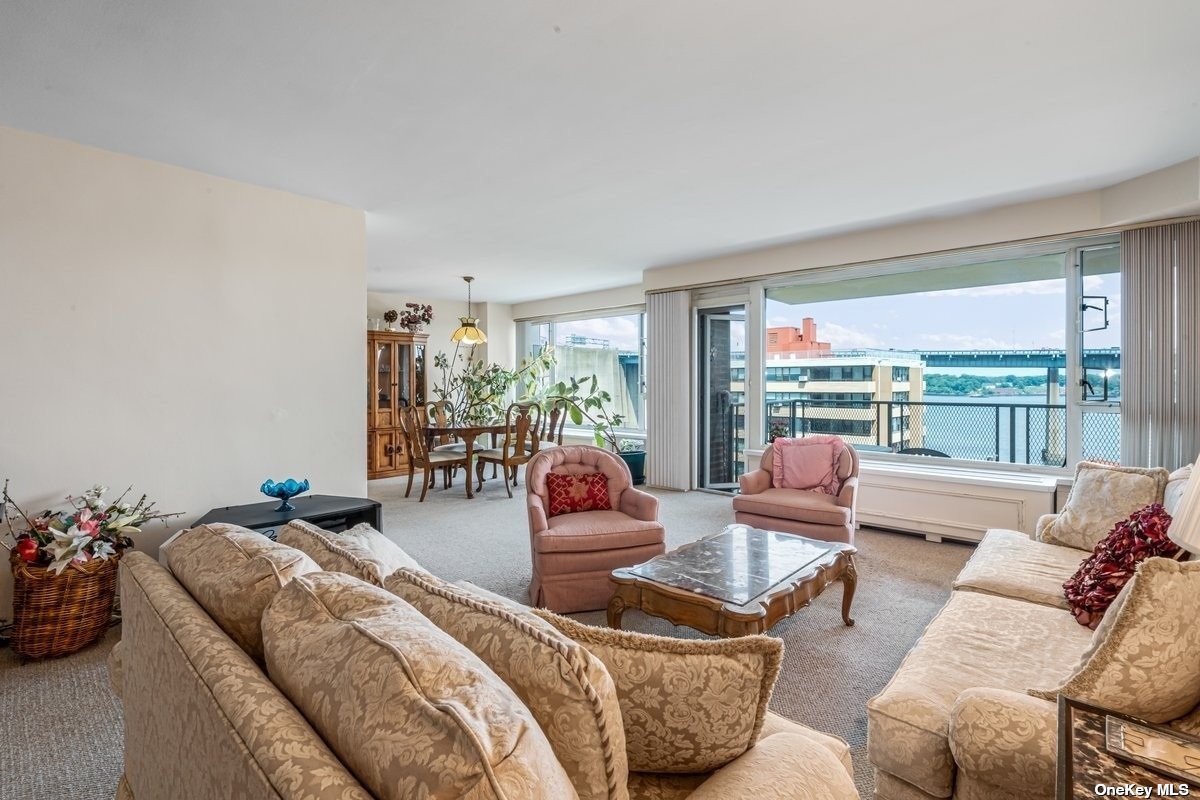 166-25 Powells Cove Boulevard #8K, Beechhurst, New York image 2
