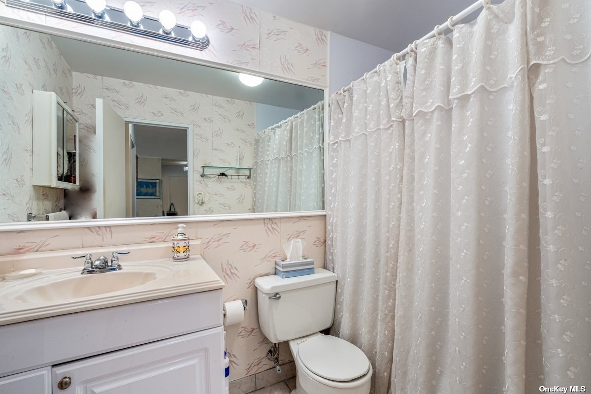 166-25 Powells Cove Boulevard #8K, Beechhurst, New York image 14
