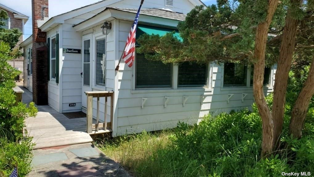 Property for Sale at Cottage Walk, Ocean Beach, Hamptons, NY - Bedrooms: 4 
Bathrooms: 2  - $24,000