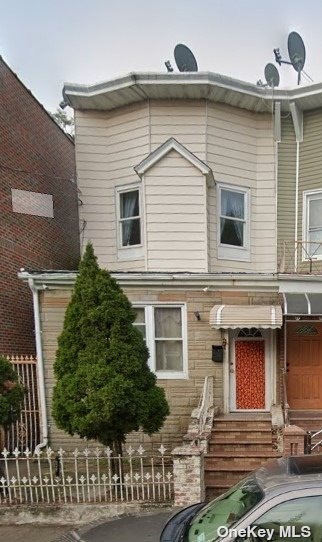 Property for Sale at 106th Street, Corona, Queens, NY - Bedrooms: 7 
Bathrooms: 2 
Rooms: 11  - $1,599,000