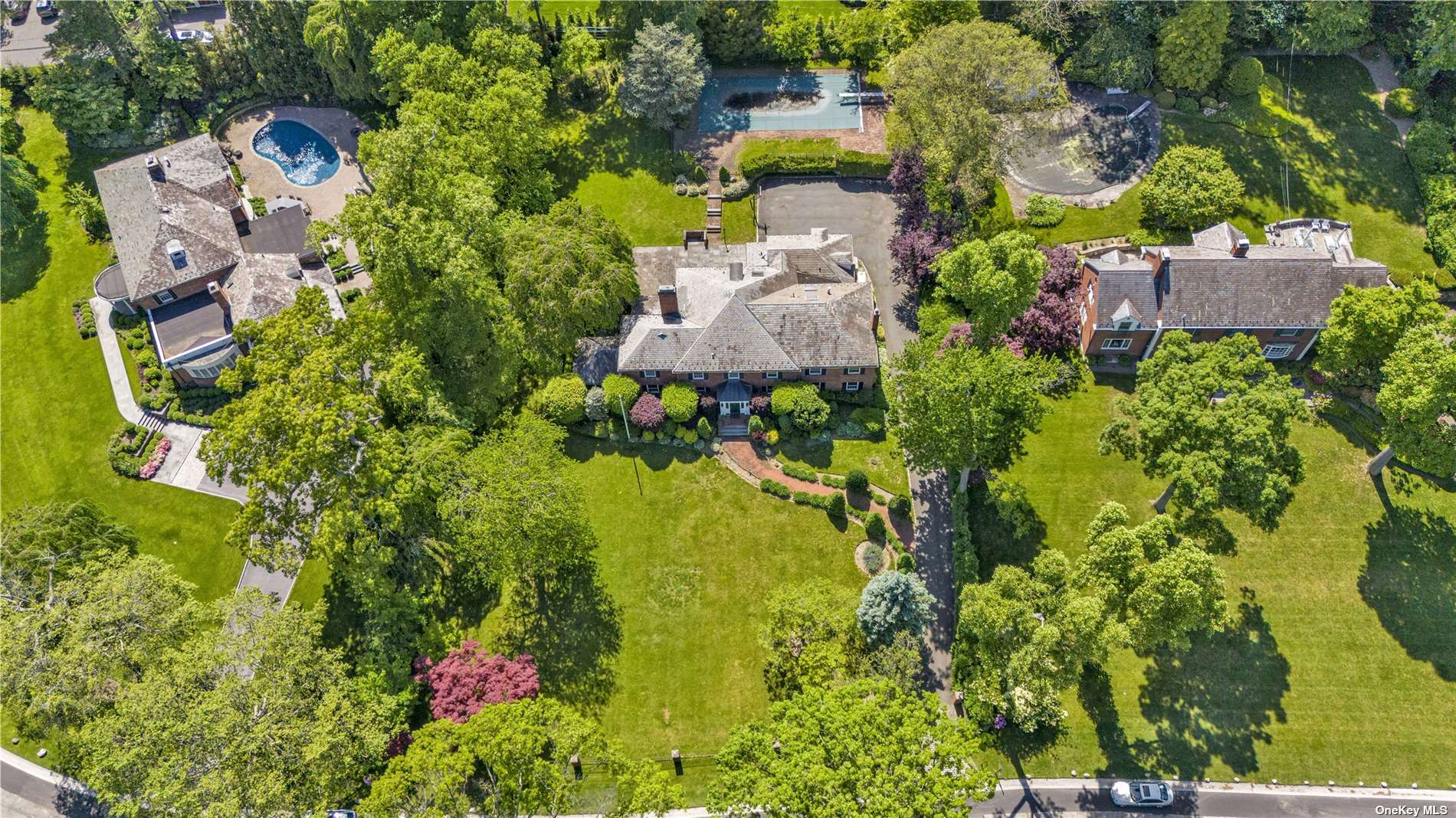 65 Elderfields Road, Manhasset, New York image 33