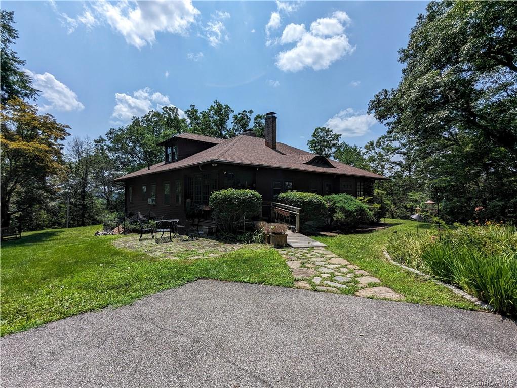 Property for Sale at 911 Juengst Road, Croton Falls, New York - Bedrooms: 3 
Bathrooms: 2 
Rooms: 8  - $999,999