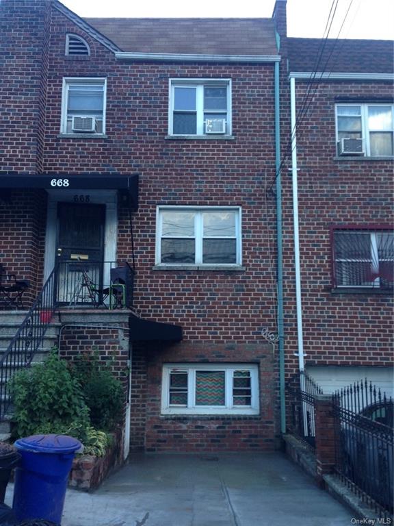 Property for Sale at 668 E 236th Street, Bronx, New York - Bedrooms: 7 
Bathrooms: 3 
Rooms: 13  - $575,007