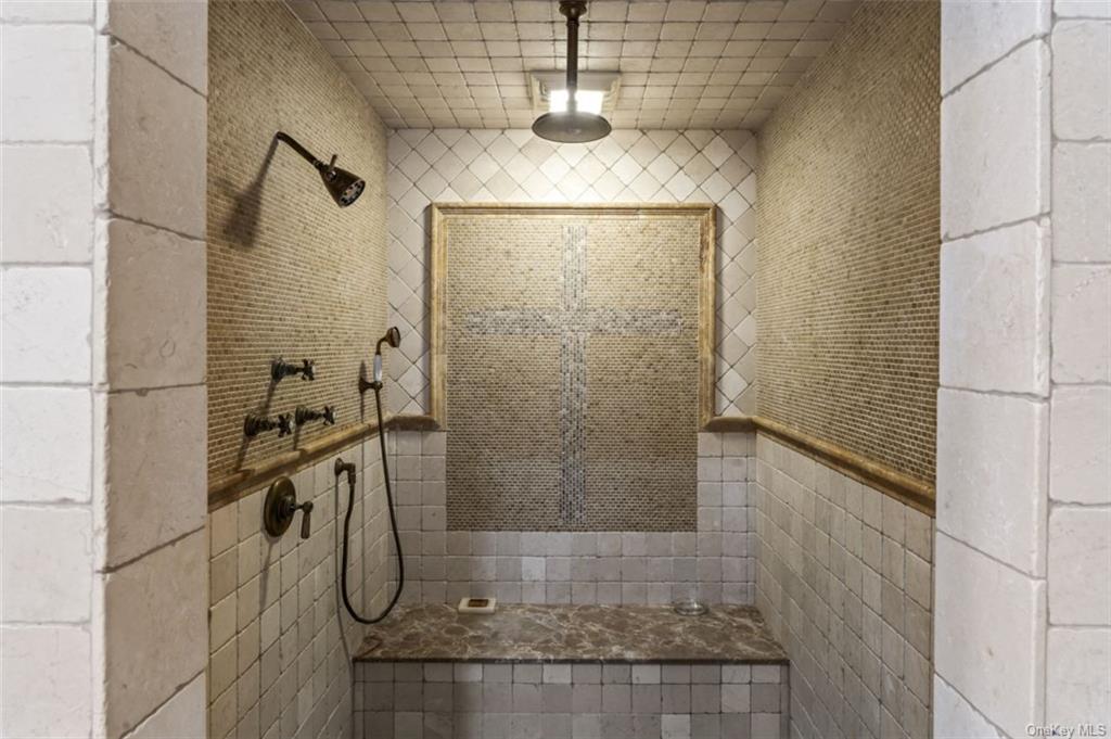 4 Glenmor Drive, Call Listing Agent, Connecticut image 24