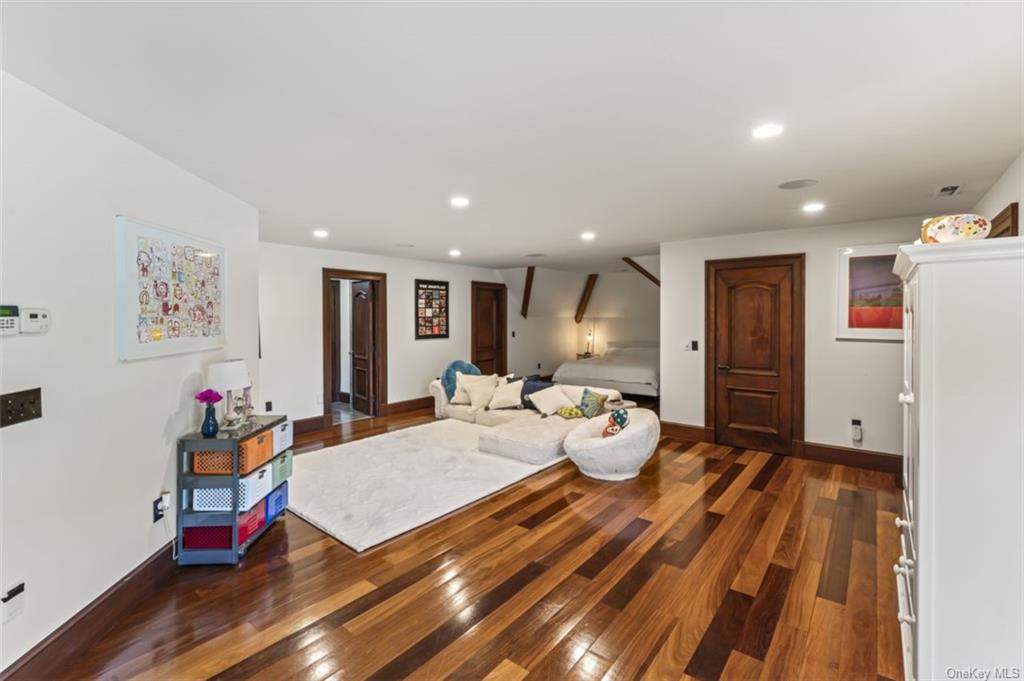 4 Glenmor Drive, Call Listing Agent, Connecticut image 28