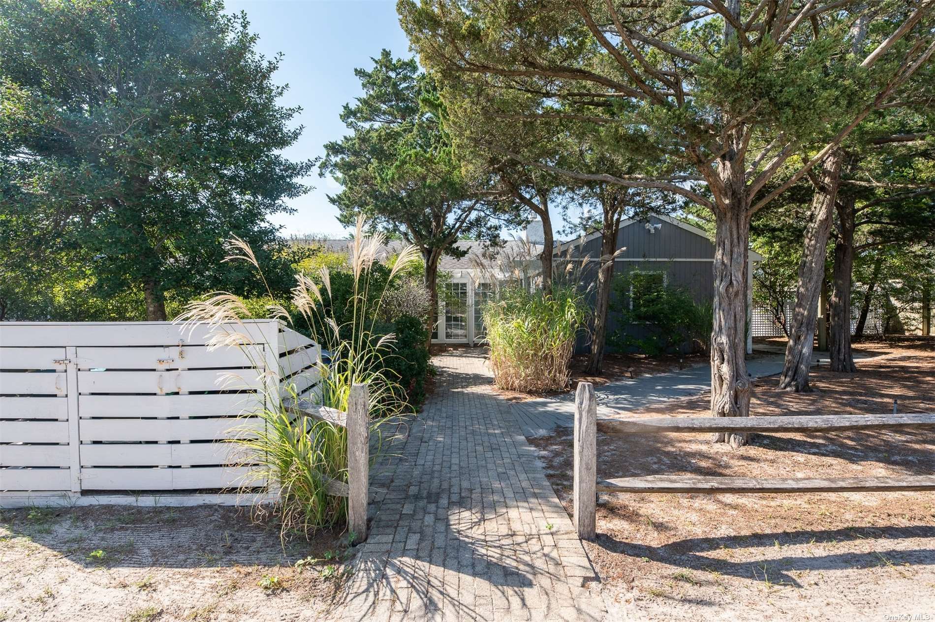 Sloop Walk, Ocean Beach, Hamptons, NY - 4 Bedrooms  
2 Bathrooms - 