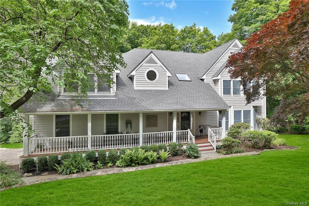 Property for Sale at 69 Random Farms Drive, Chappaqua, New York - Bedrooms: 4 
Bathrooms: 4 
Rooms: 11  - $1,425,000