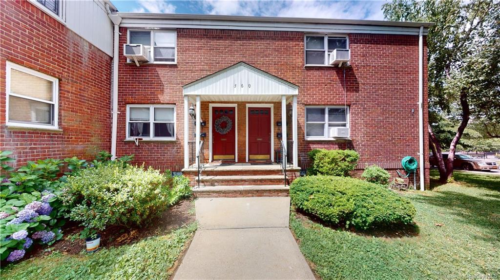 560 Tuckahoe Road 9A, Yonkers, New York - 1 Bedrooms  
1 Bathrooms  
4 Rooms - 