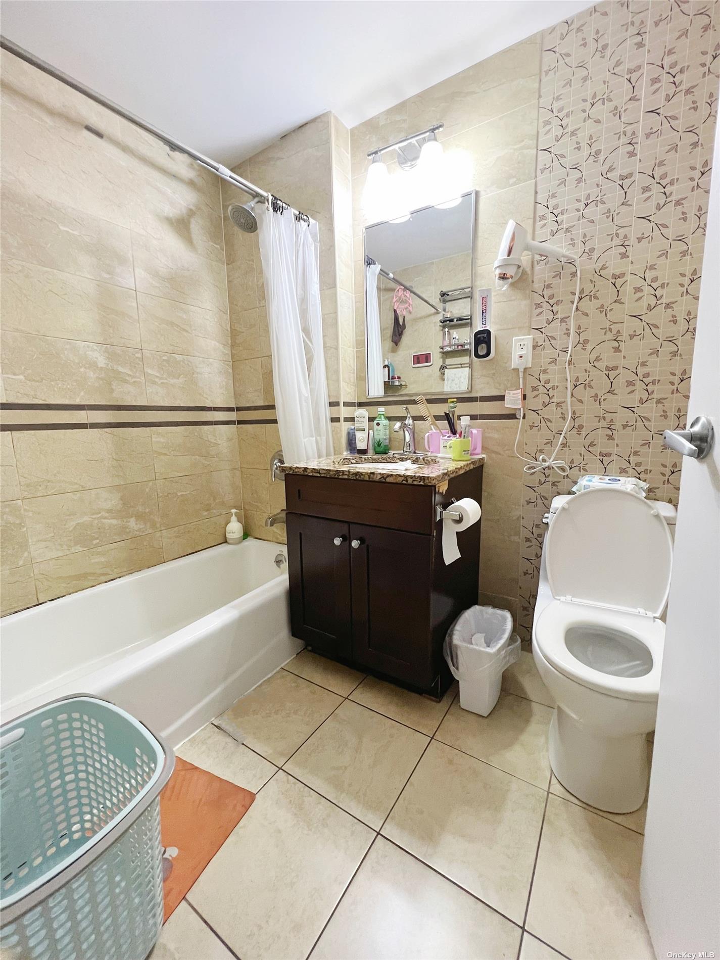 140-75 Ash Avenue #3E, Flushing, New York image 6