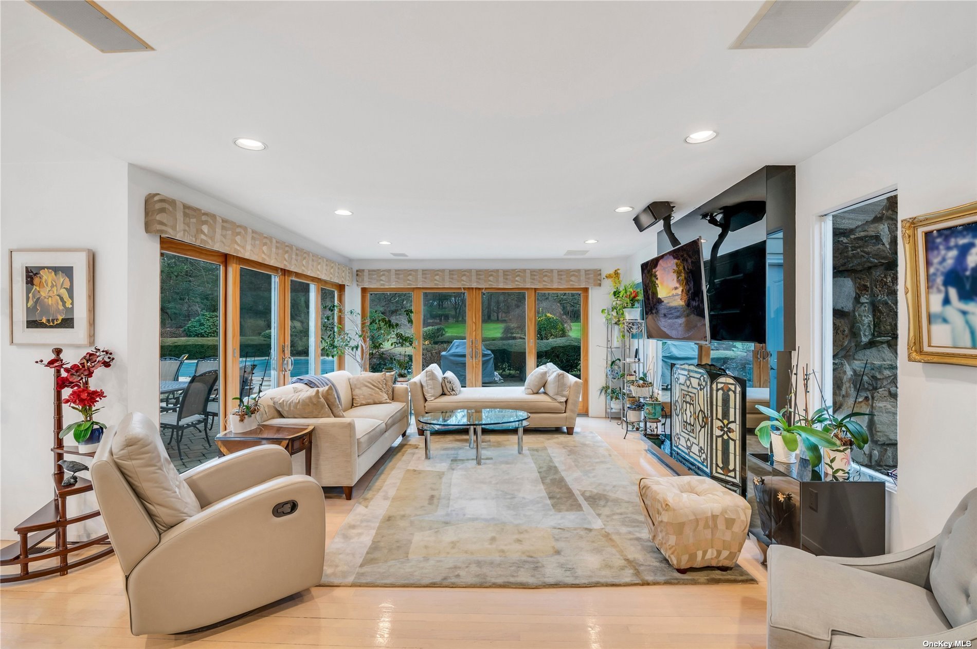 Photo 11 of 36 of 2 Sandpiper Ct house