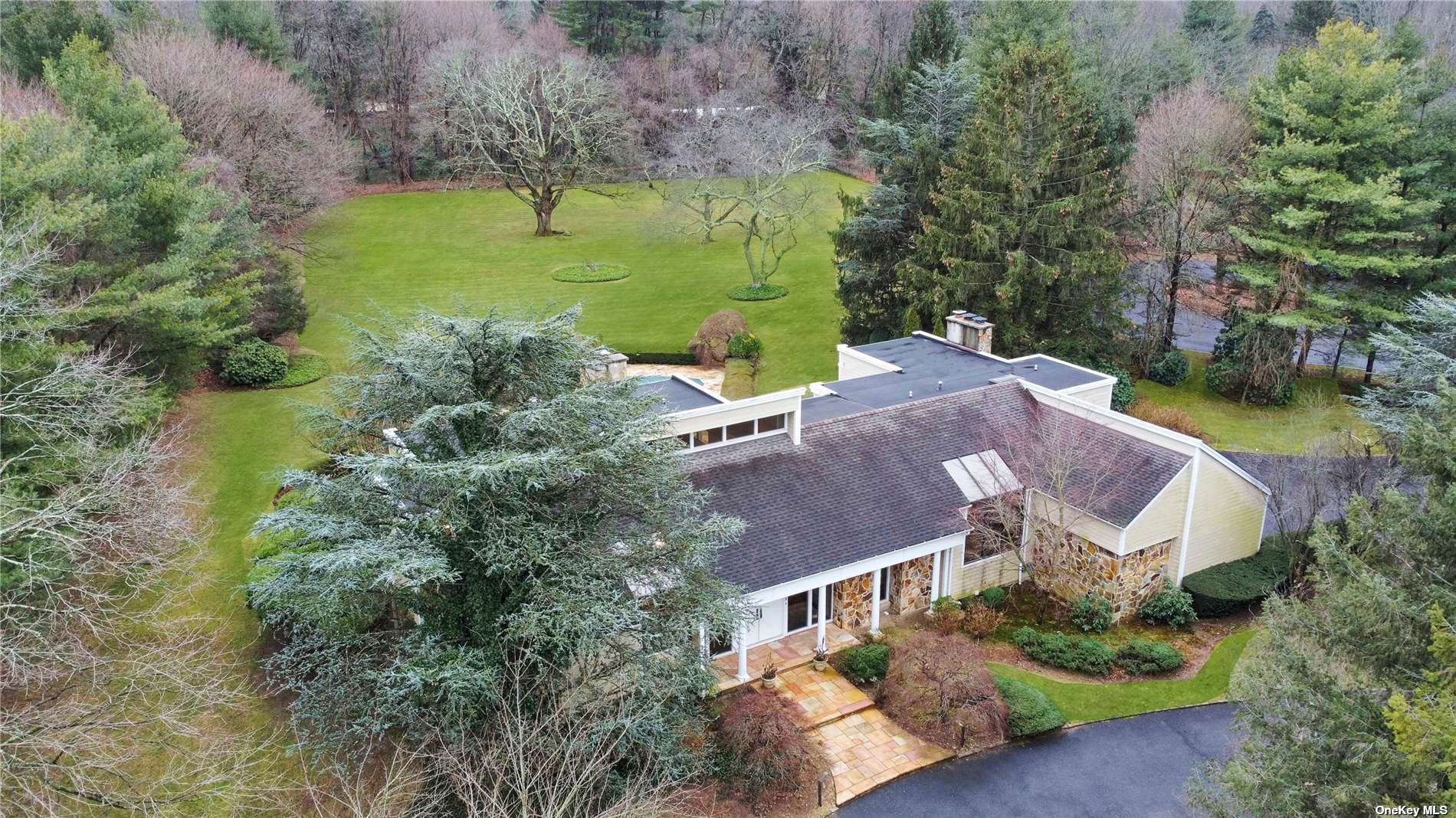 Photo 33 of 36 of 2 Sandpiper Ct house