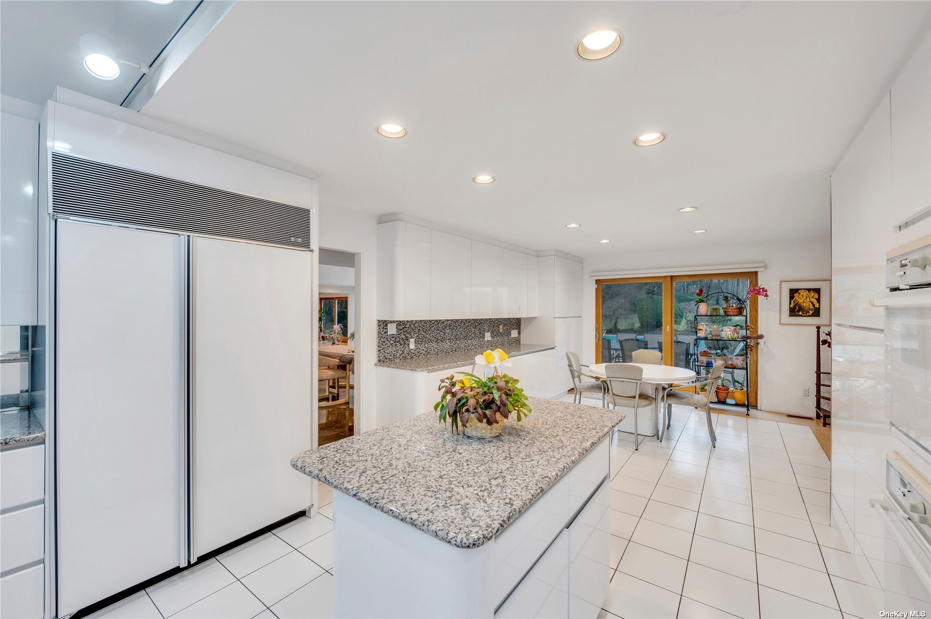 Photo 9 of 36 of 2 Sandpiper Ct house