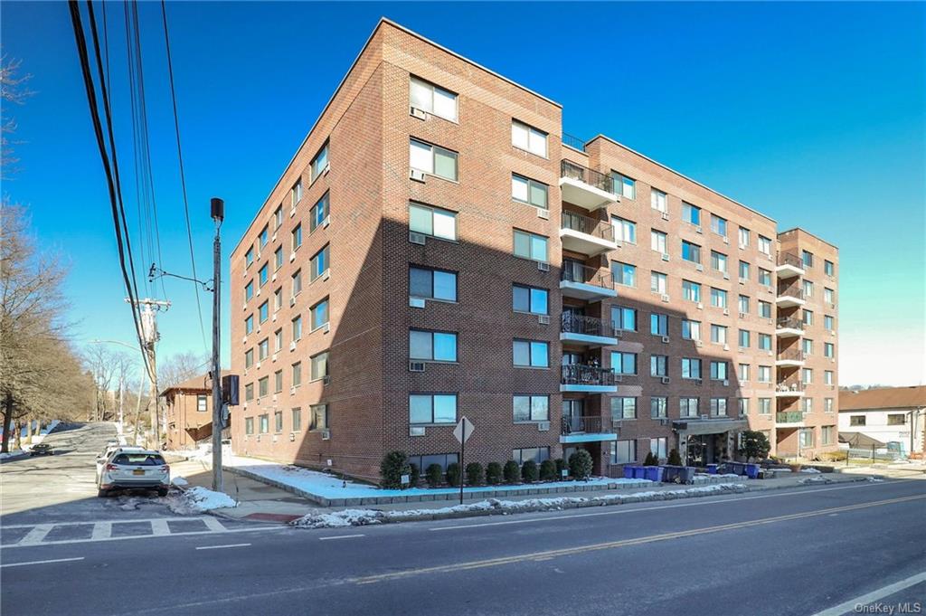 25 Lake Street #3H, White Plains, New York image 1