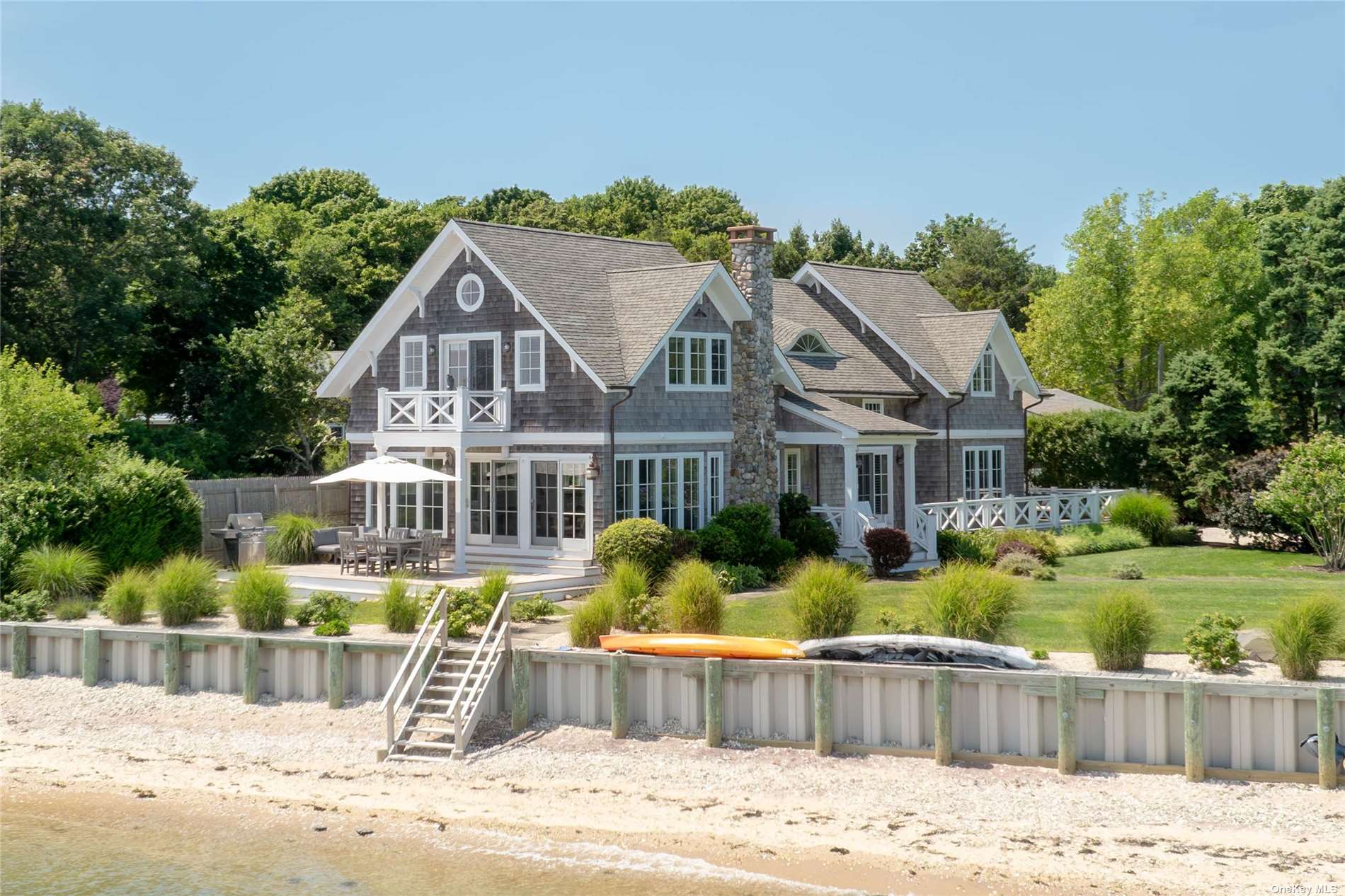 Property for Sale at 12832 Main Road, East Marion, Hamptons, NY - Bedrooms: 3 
Bathrooms: 4  - $3,395,000