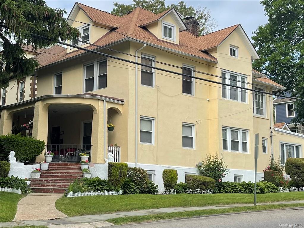 Photo 1 of 386 Park Hill Avenue, Yonkers, New York, $995,000, Web #: 6242952