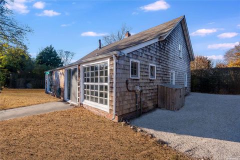 88 Pantigo Road East Hampton NY 11937
