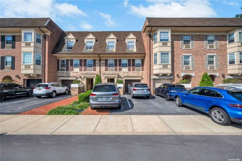 12-30 Estates Lane Unit 1136, Bayside, NY 11360 - MLS#: L3582147