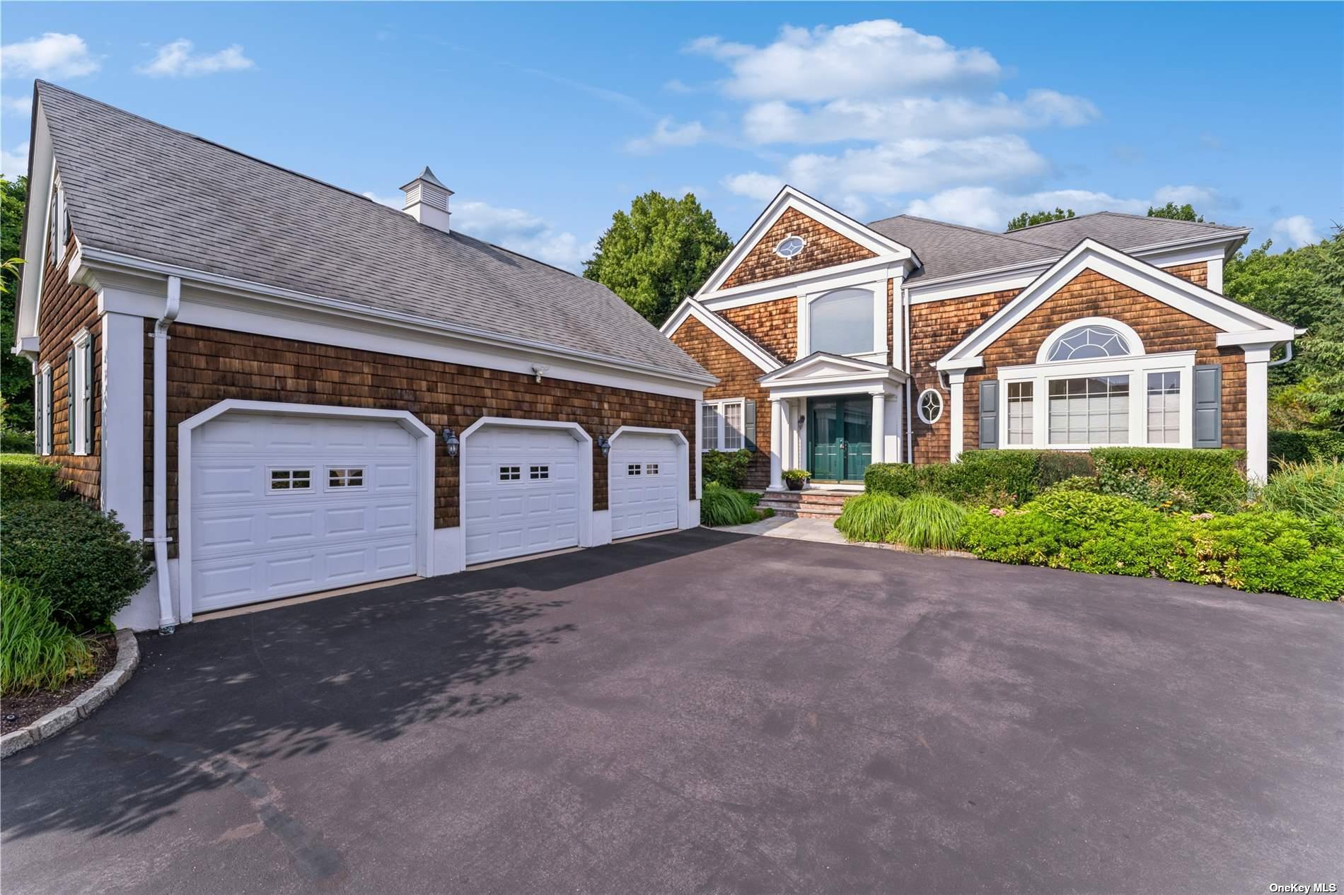 11 Meadow Lane, Manhasset, New York image 3