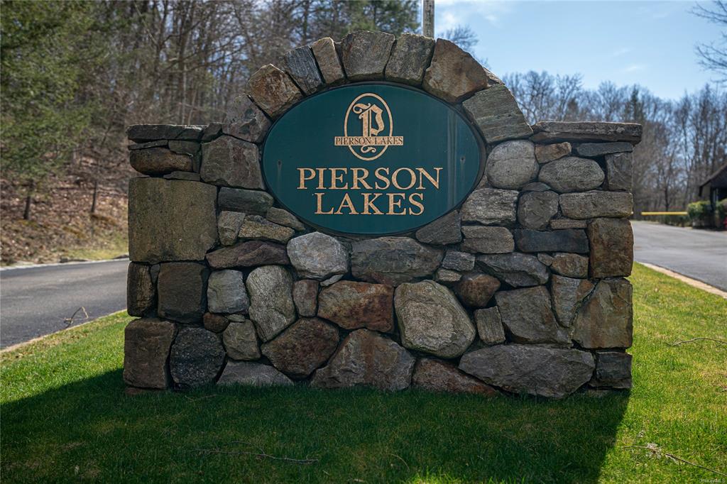 12 Pierson Lakes Road, Sloatsburg, New York image 34