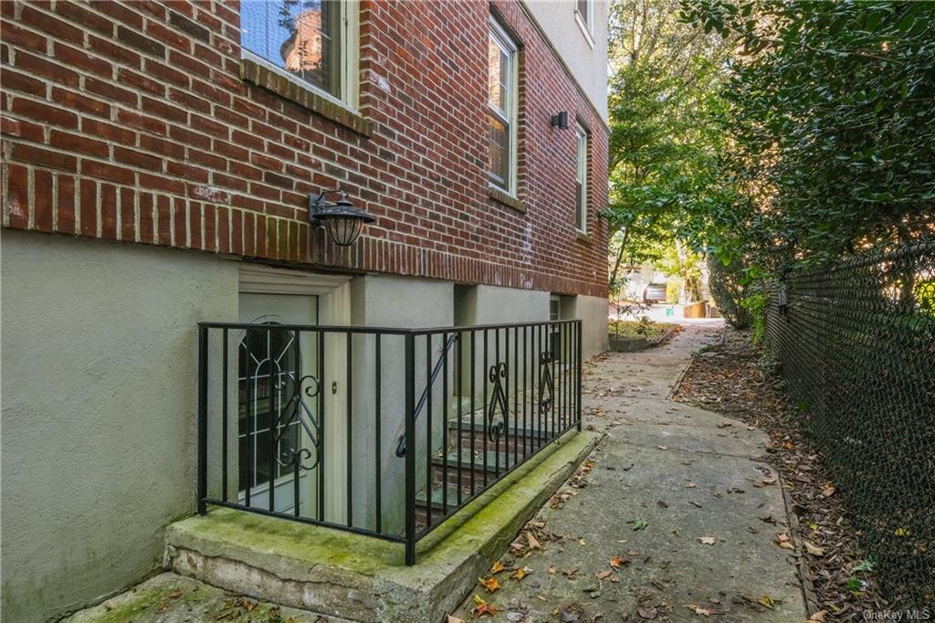 15 Meadow Avenue #7, Bronxville, New York image 10