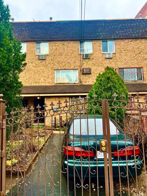 Multifamily For Sale - 2128 Aqueduct Avenue<br/> Bronx, NY 10453