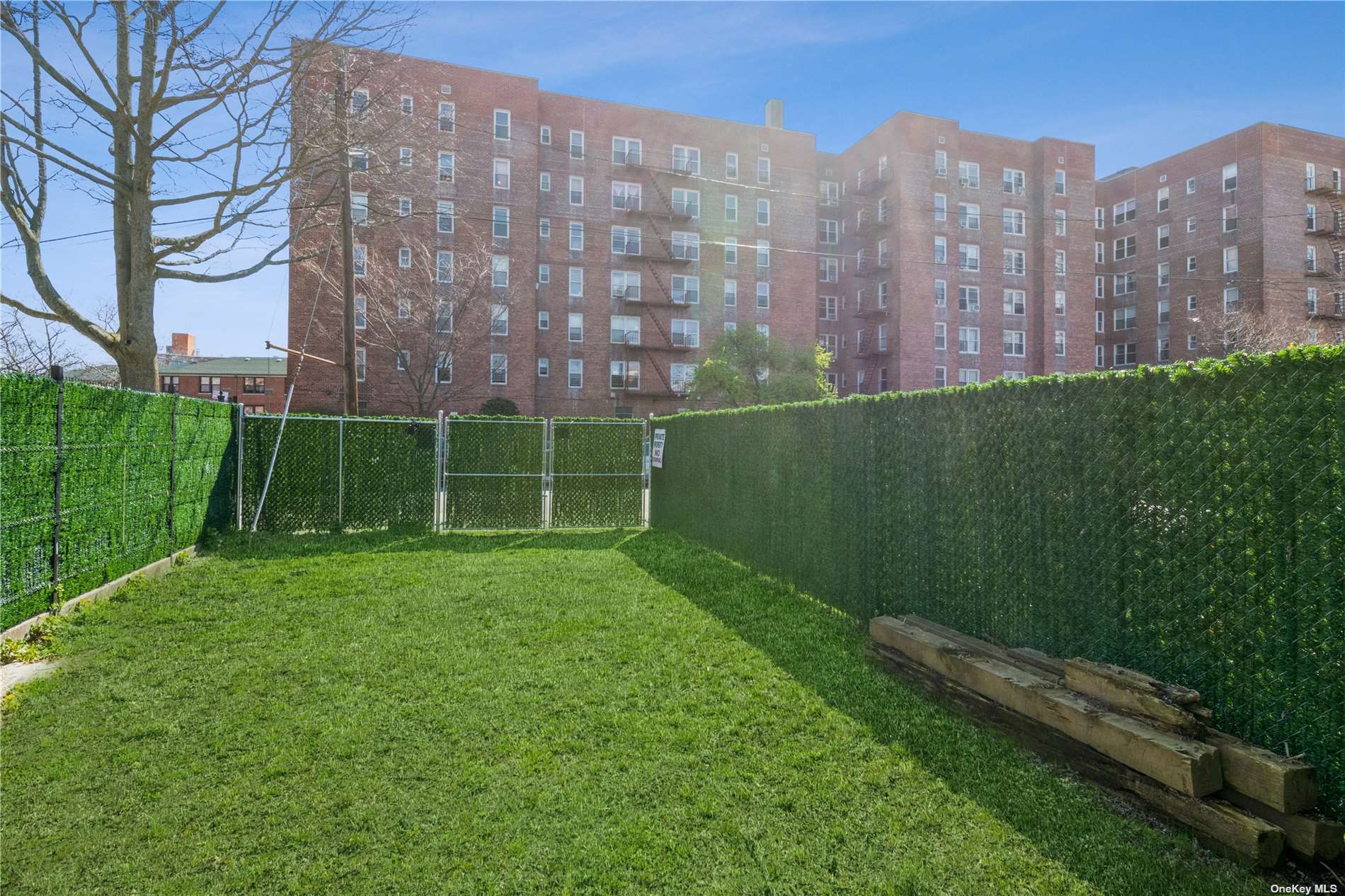 215 Beach 16th Street #215, Far Rockaway, New York image 16