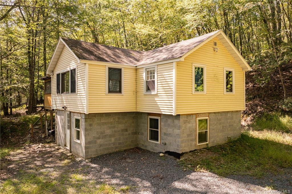 28 Cardinal Trail, Wurtsboro, New York image 2