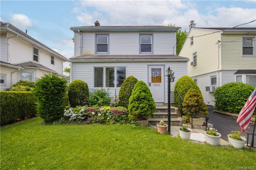 Property for Sale at 24 Orchard Street, Mount Vernon, New York - Bedrooms: 3 
Bathrooms: 2 
Rooms: 9  - $675,000