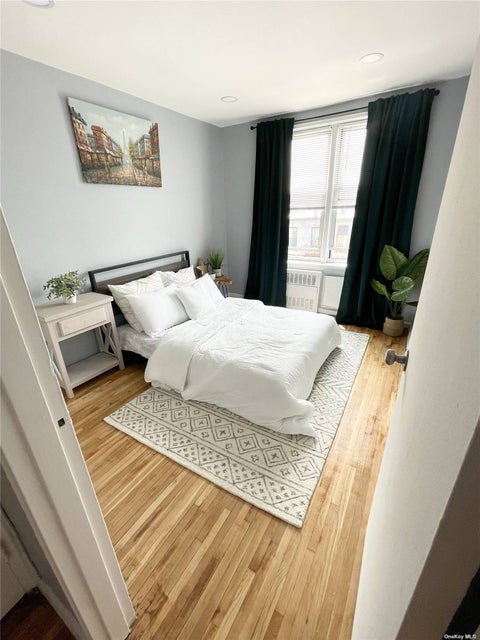 Homes For Sale - 720 E31st St #4K<br/> Brooklyn, NY 11210