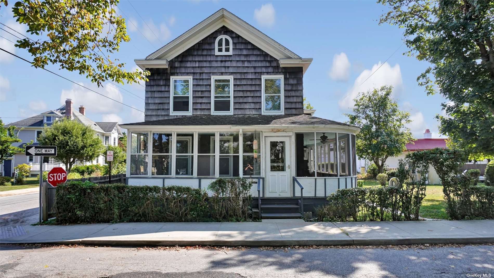 285 Park Street, Greenport, Hamptons, NY - 3 Bedrooms  
2 Bathrooms - 