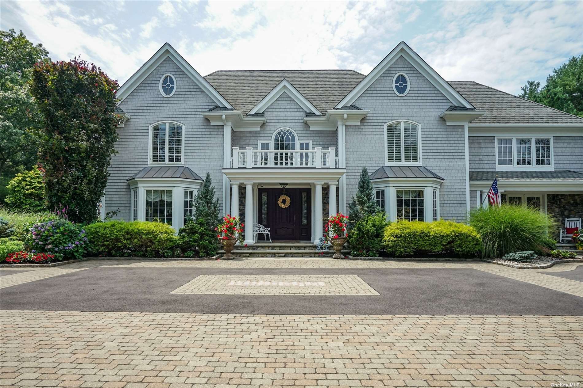 View Oyster Bay Cove, NY 11791 house