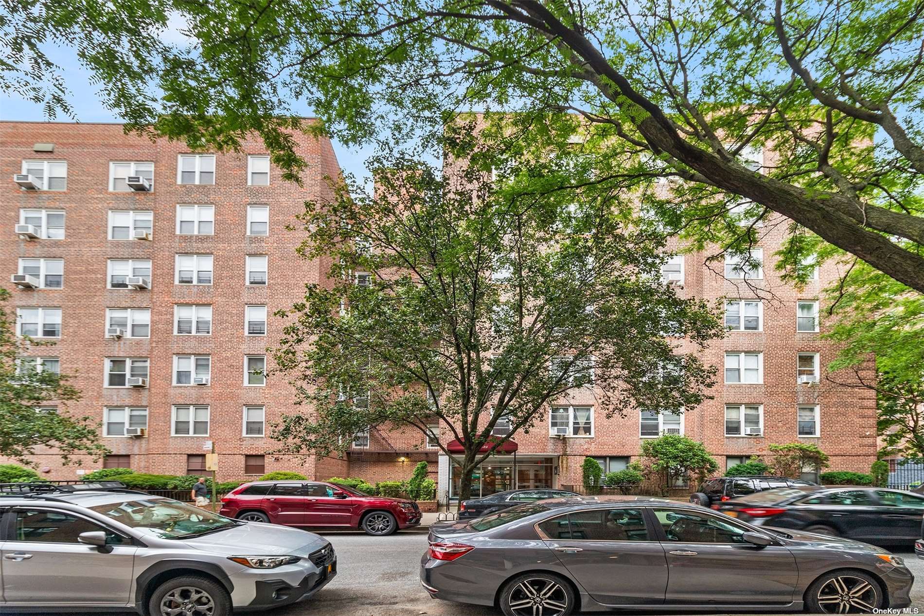 33-25 92nd Street #2E, Jackson Heights, New York image 3