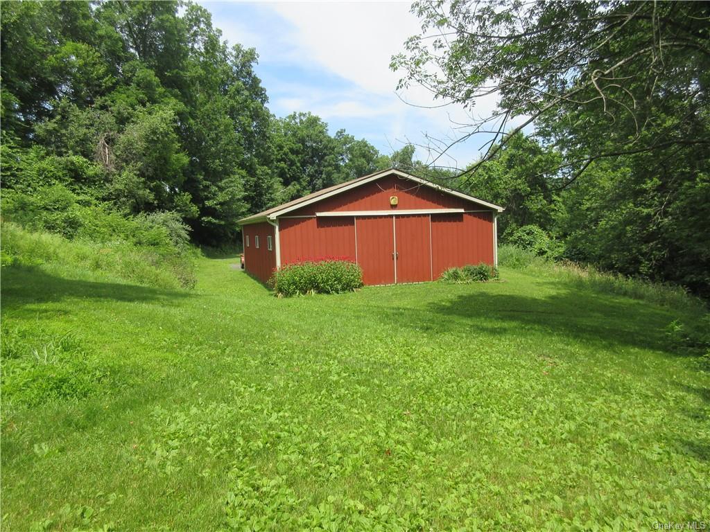 Photo 2 of 23 of 43 Herd And Tanner Road house
