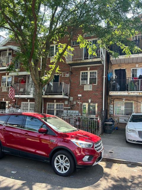 34-16 107 Street Corona NY 11368