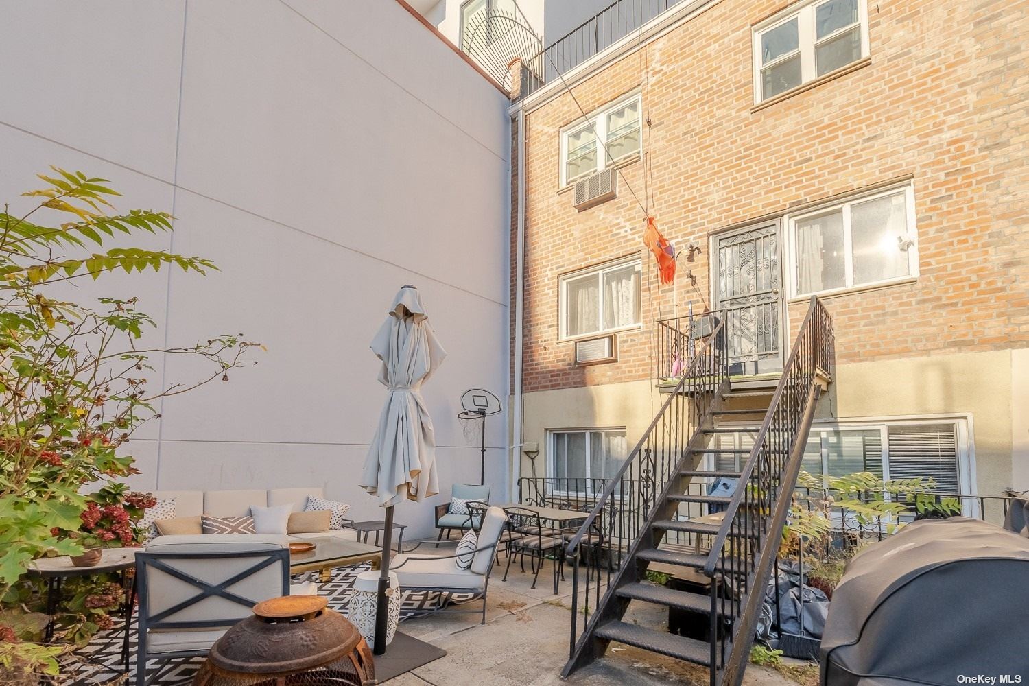 28-12 Astoria Boulevard