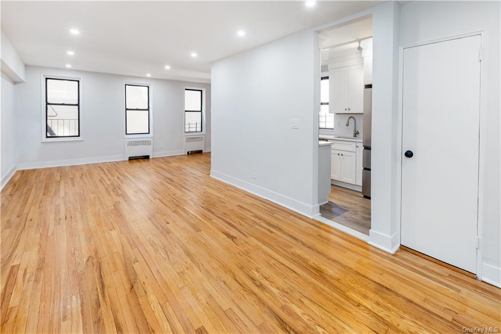 525 W 235th Street #3F, Bronx, New York image 4