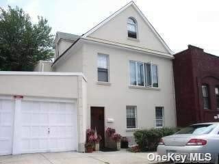 6642 Clinton Avenue 1, Maspeth, Queens, NY - 2 Bedrooms  
1 Bathrooms  
5 Rooms - 