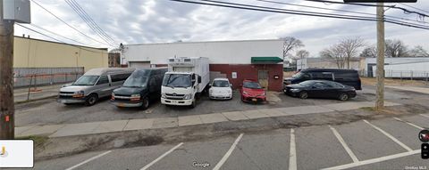 180 Babylon Roosevelt NY 11575