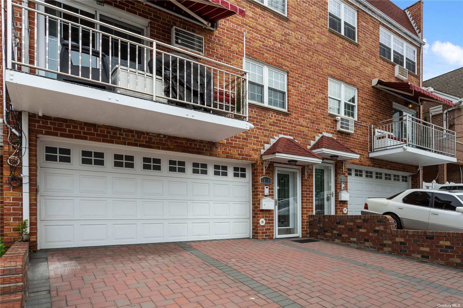 5919 59th Drive, Maspeth, Queens, NY - 7 Bedrooms  
6 Bathrooms  
18 Rooms - 