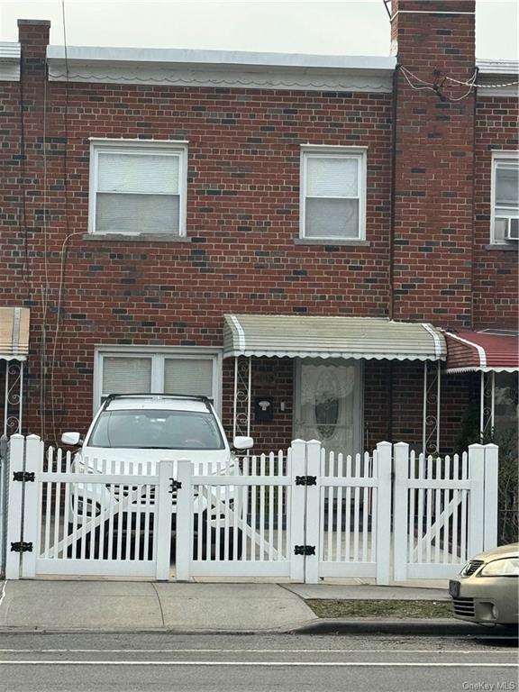 Property for Sale at 4143 Baychester Avenue, Bronx, New York - Bedrooms: 3 
Bathrooms: 2 
Rooms: 6  - $600,000