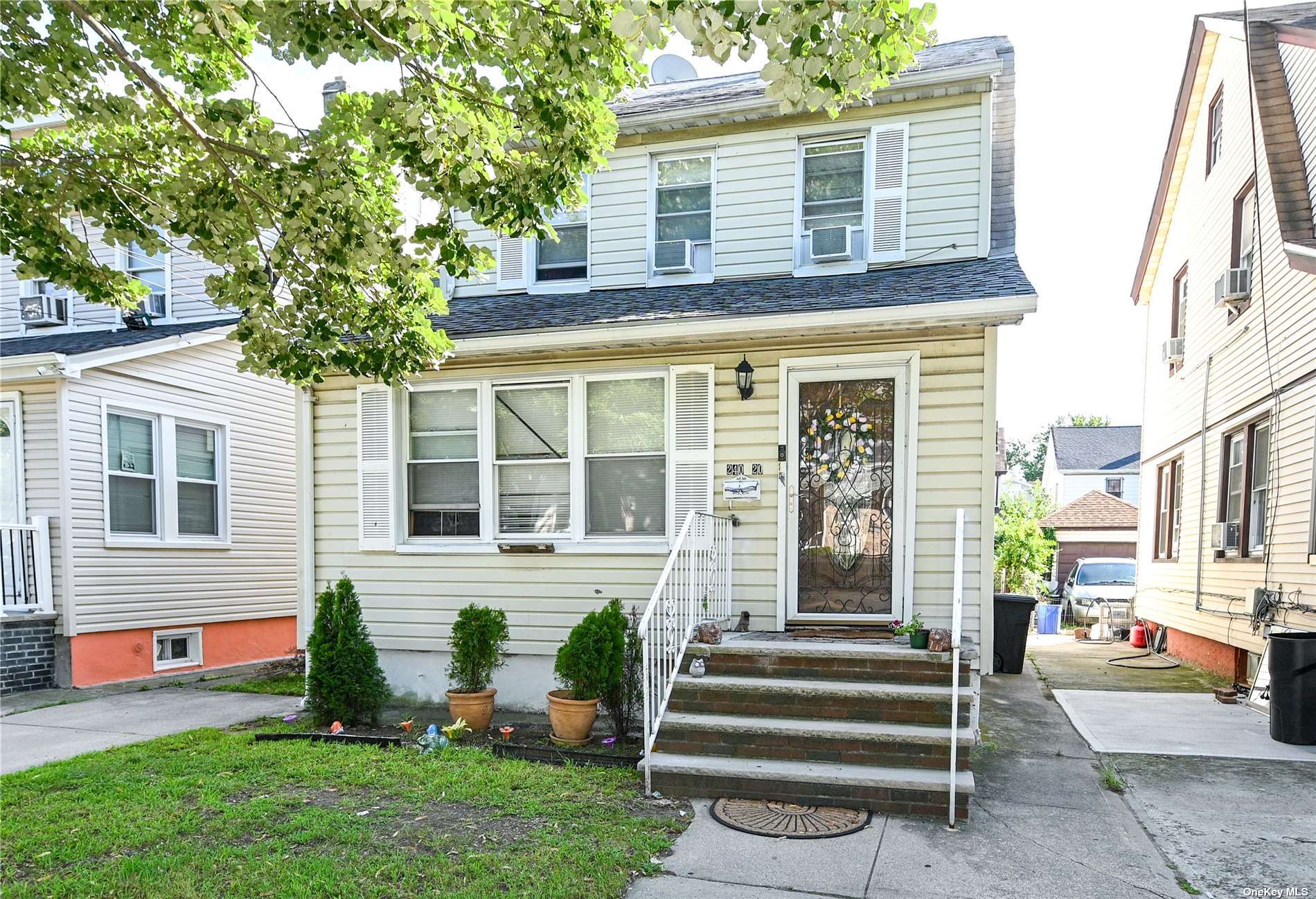 24020 142nd Avenue, Rosedale, Queens, NY - 4 Bedrooms  
2 Bathrooms  
10 Rooms - 