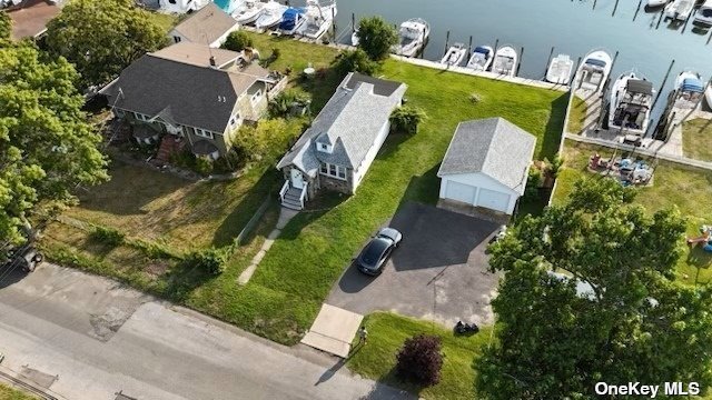 746 S Hickory Street, Lindenhurst, New York image 19