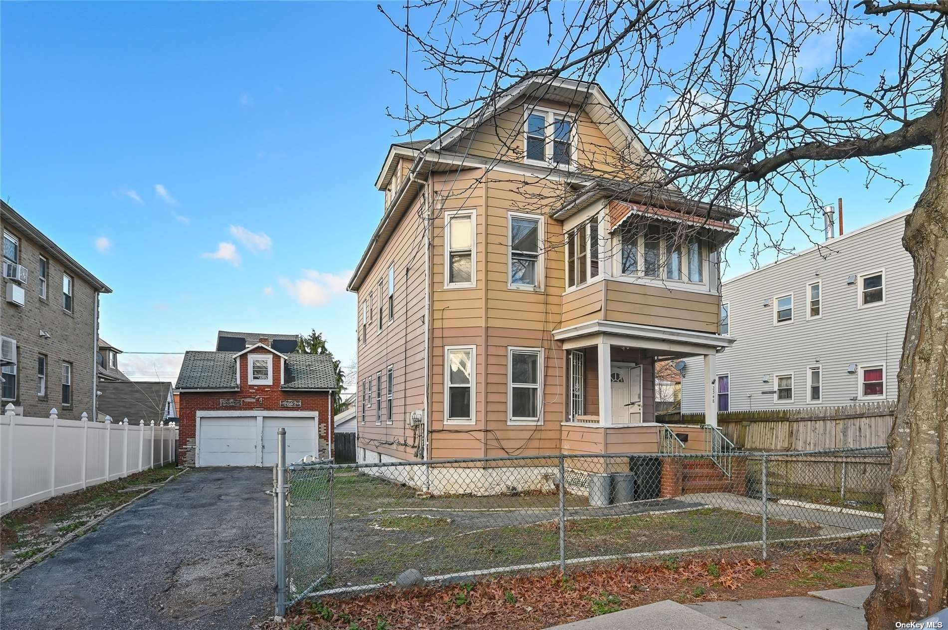 Property for Sale at 124th Street, College Point, Queens, NY - Rooms: 10  - $1,350,000