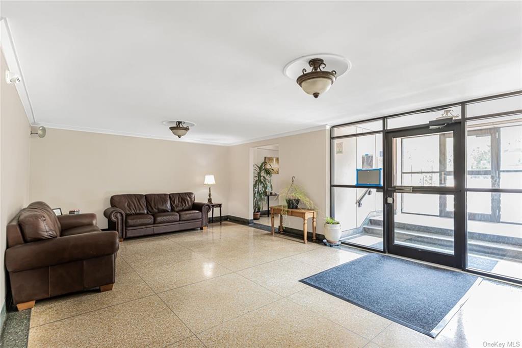 4265 Webster Avenue #3H, New York, New York image 3